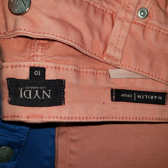 Ladies Capris - Picture 2 of 2